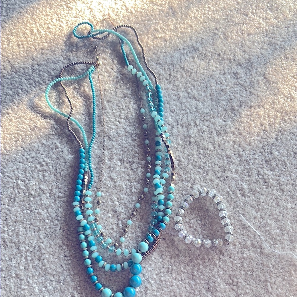 Elegant Blue and Silver Beaded Necklace Set and bracelet
